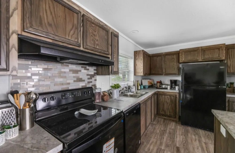 Emerald 2860 interior 9