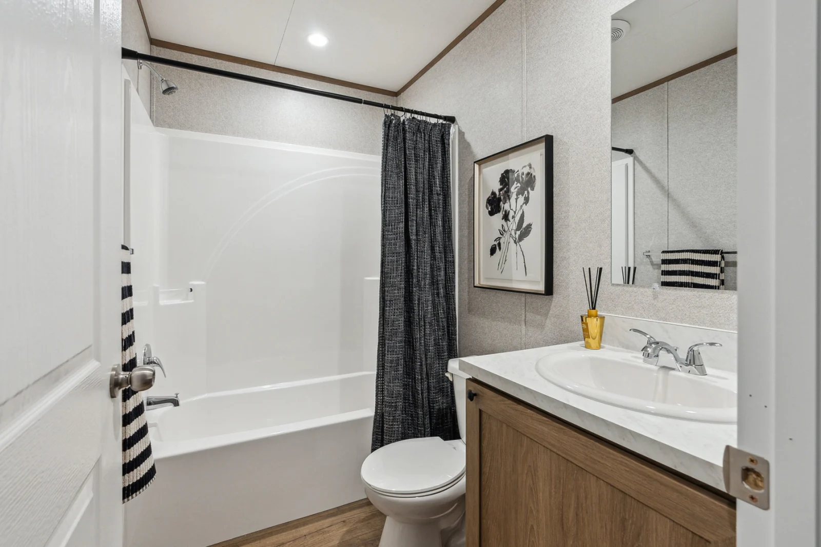 The Vertex interior 7