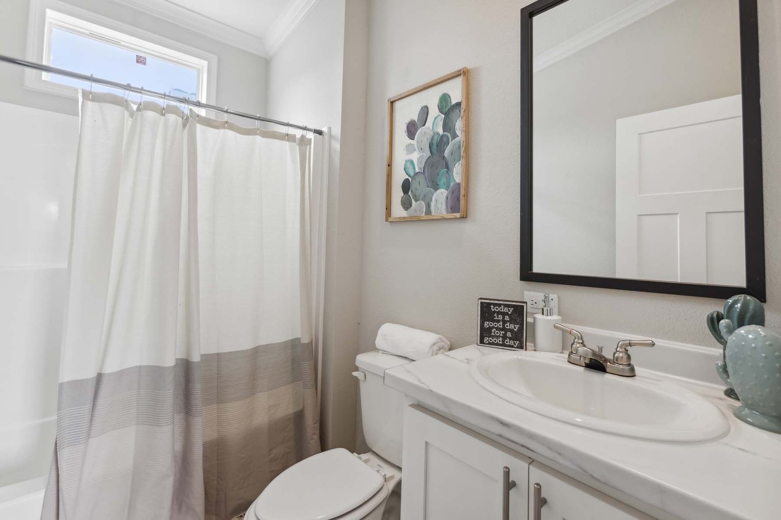 The Dallas interior 6