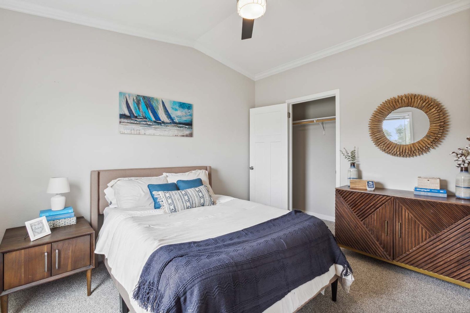 The Dallas interior 7
