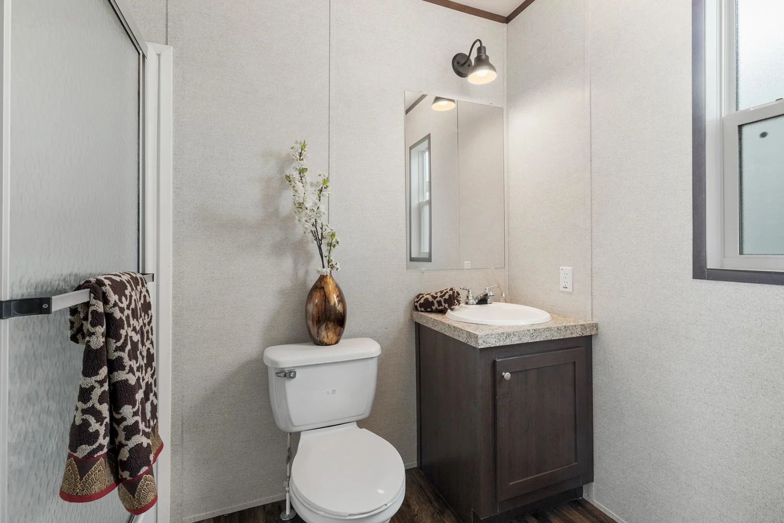 The Santa Cruz interior 9