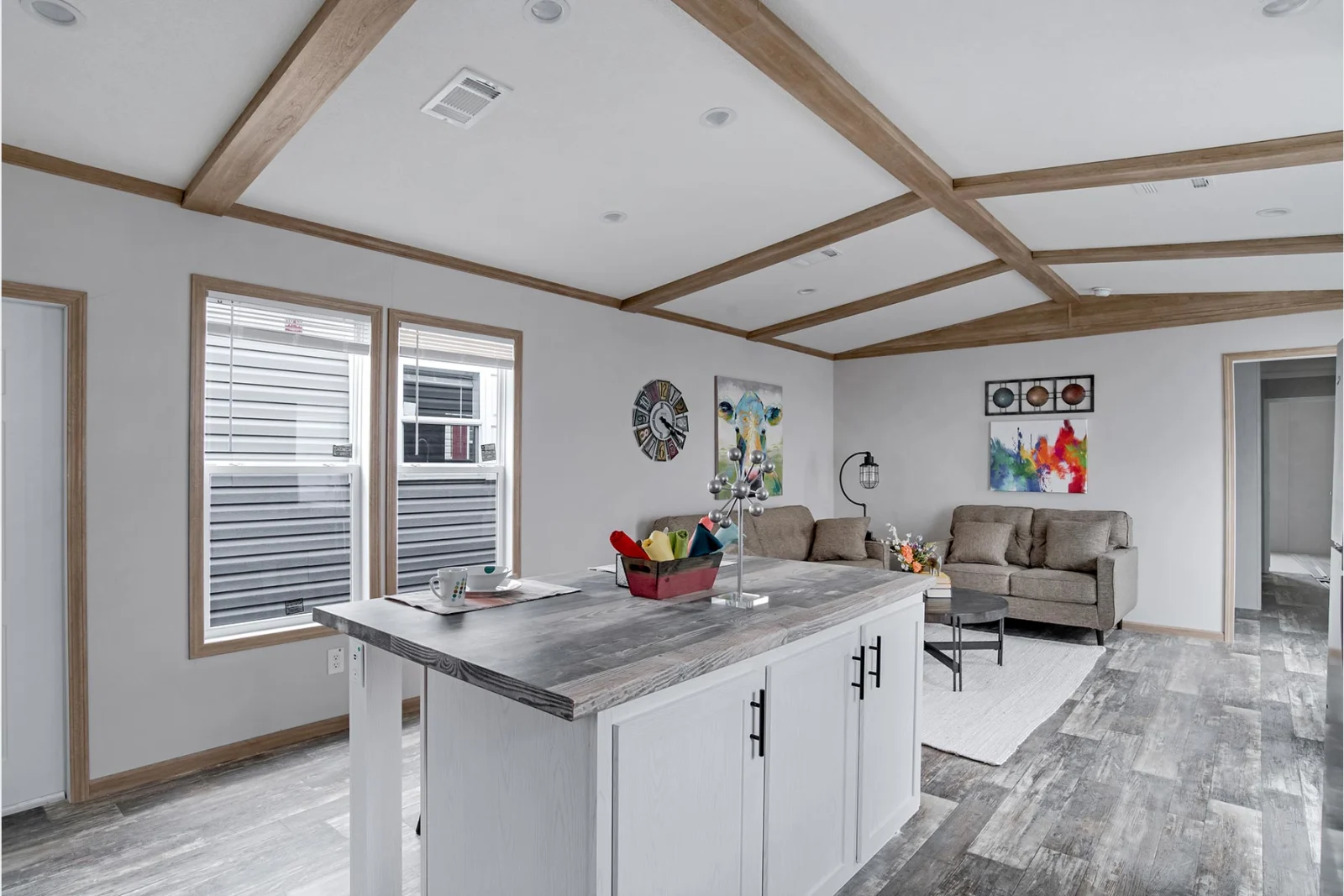 The Carondelet interior 7