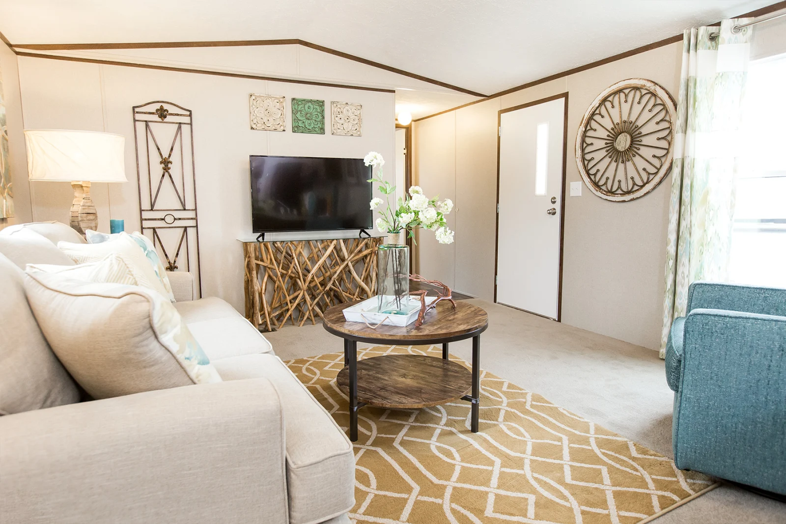 The Delight interior 6